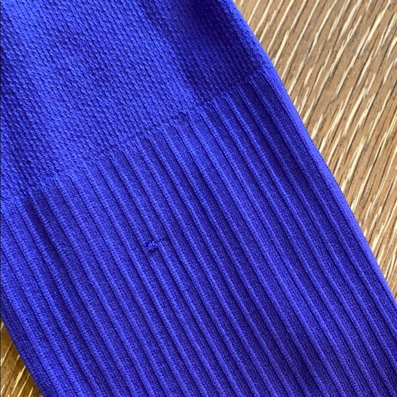 Set of two Lululemon Swiftly Tech Shirts size 2 - Picture 7 of 12